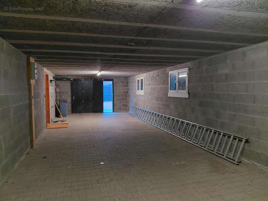 Photo 6 - Maison à POUILLY-SOUS-CHARLIEU