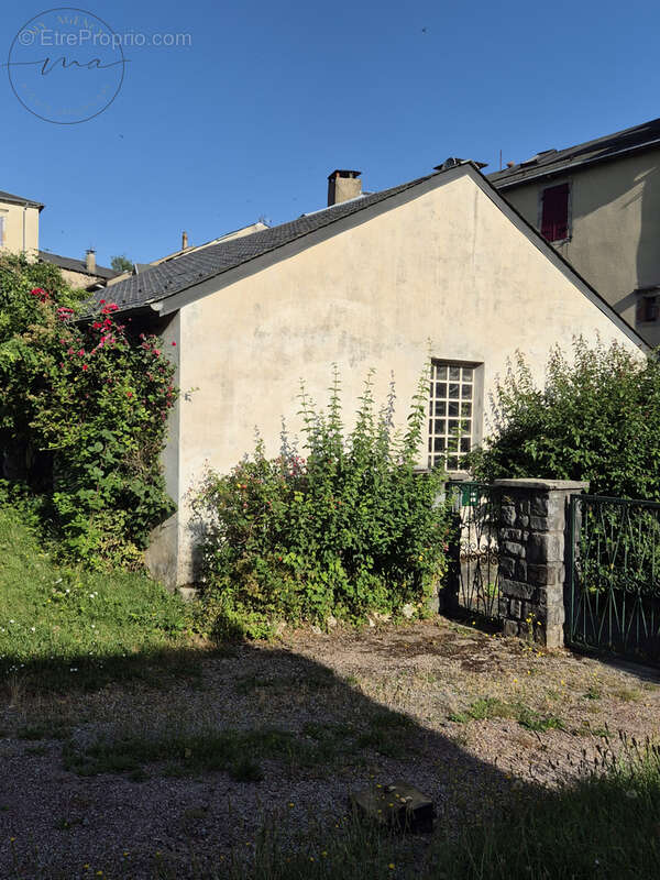 Maison à LACAUNE
