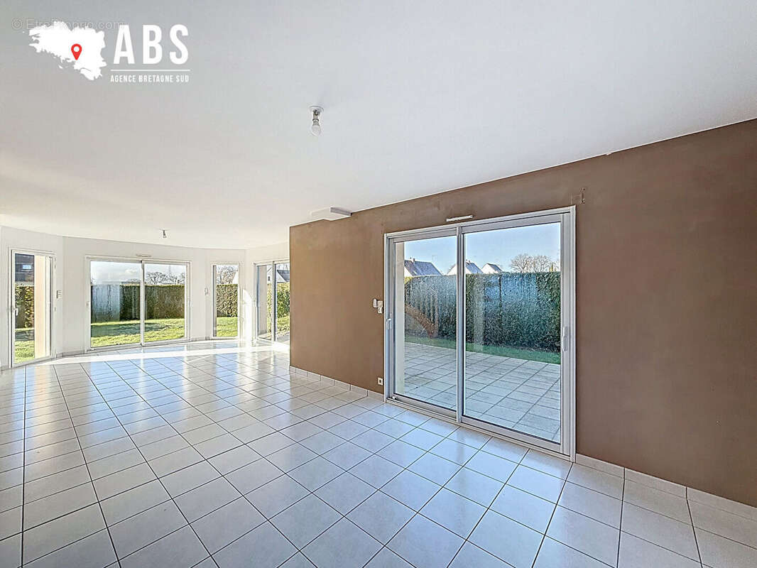Maison 135 m² à Marzan  - photo 12