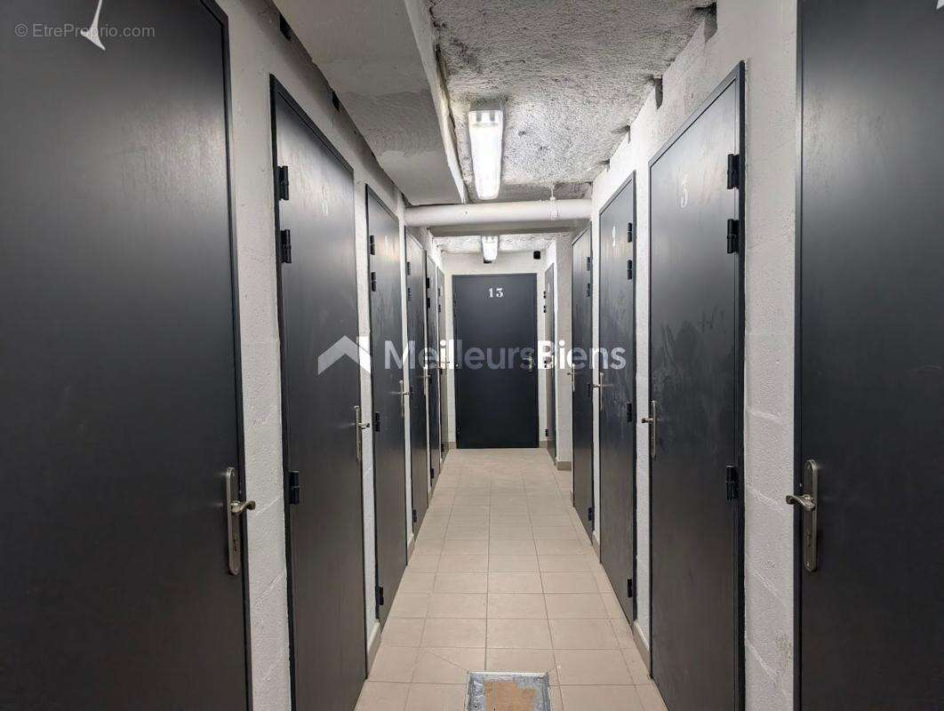 Appartement à SAINT-MAUR-DES-FOSSES