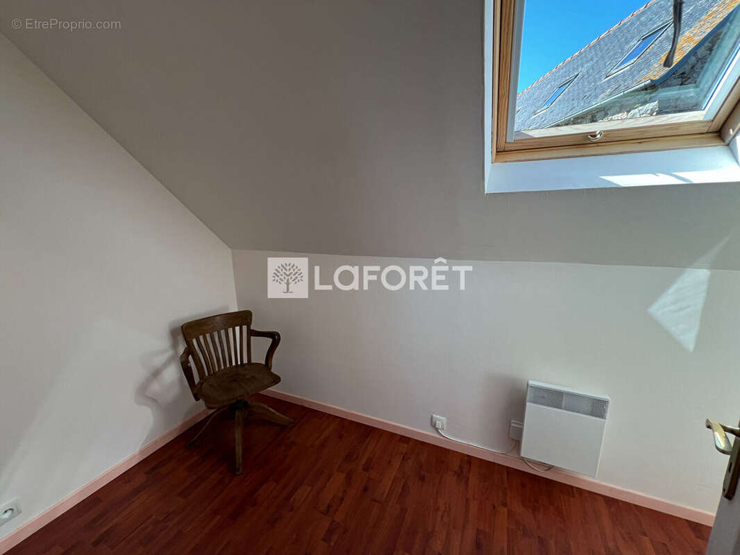 Maison de Bourg avec extérieur. - photo 10