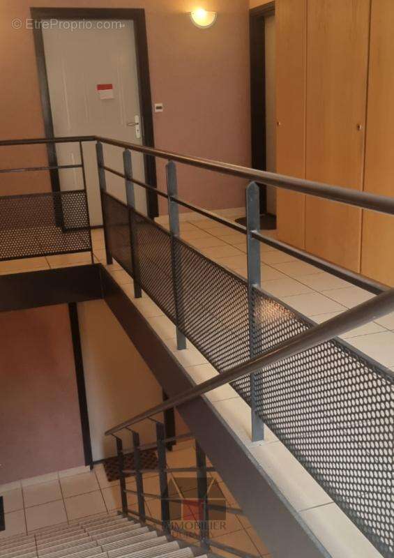 Appartement proche centre village  T2  de 45 m² avec jardinet et cellier - photo 8