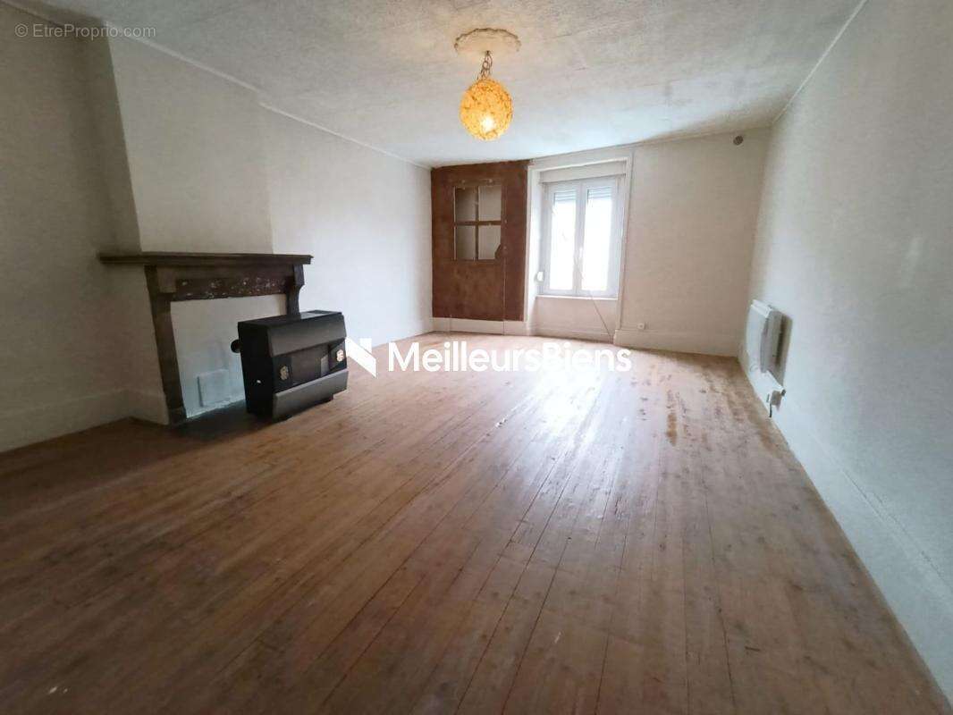 Maison à BOURBONNE-LES-BAINS