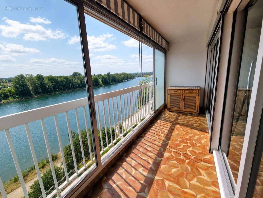 Appartement à JUVISY-SUR-ORGE