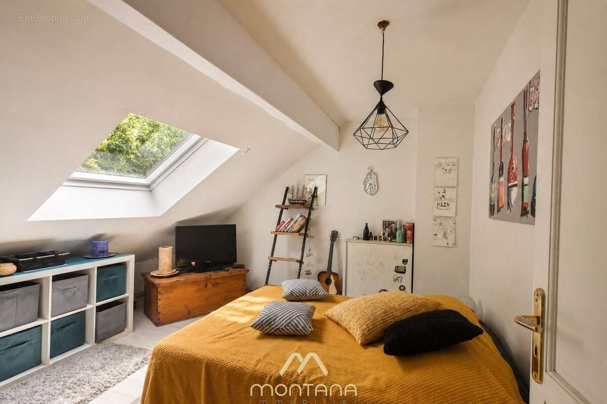 Maison 150 m² à Oeting  - photo 8