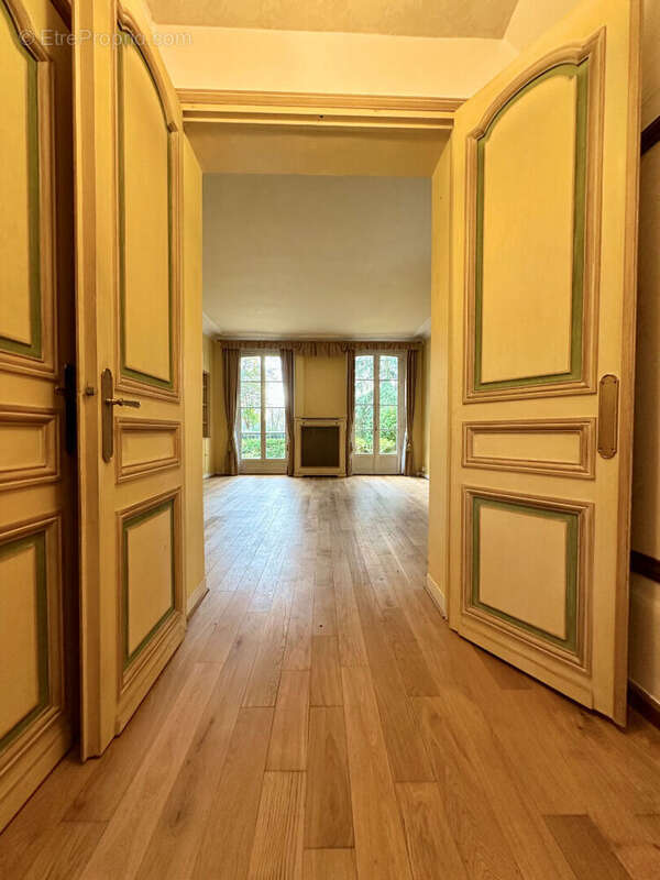Appartement à MAISONS-LAFFITTE