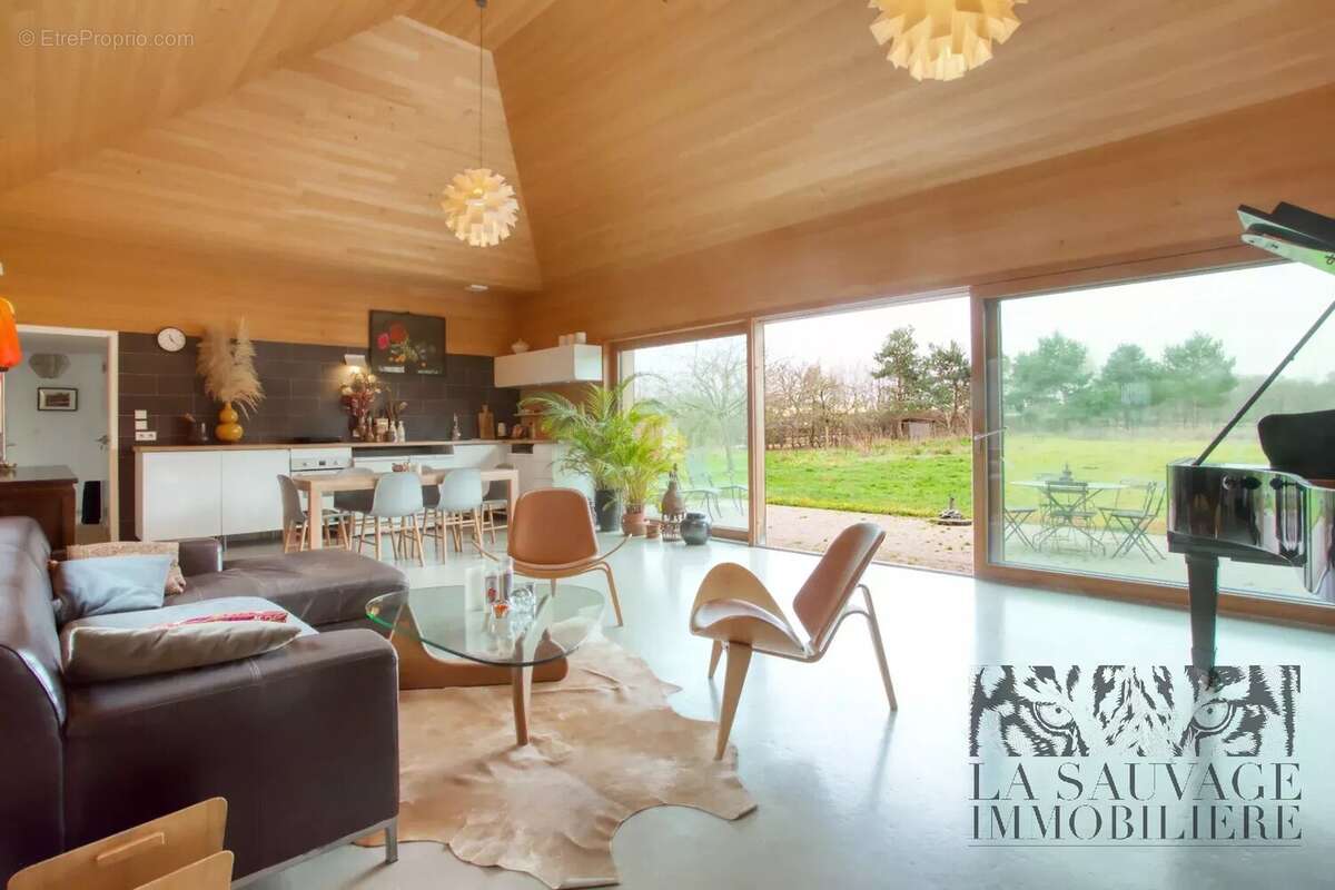 Maison à GROSROUVRE