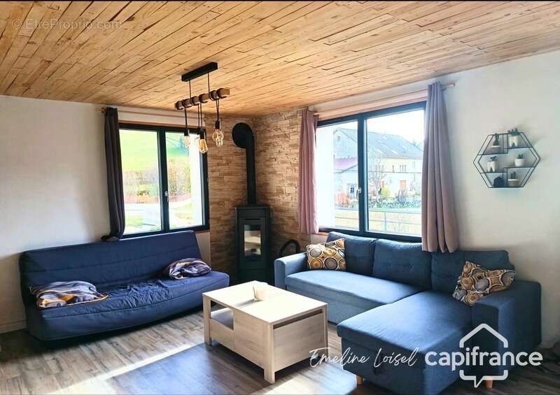 Appartement à MEAUDRE