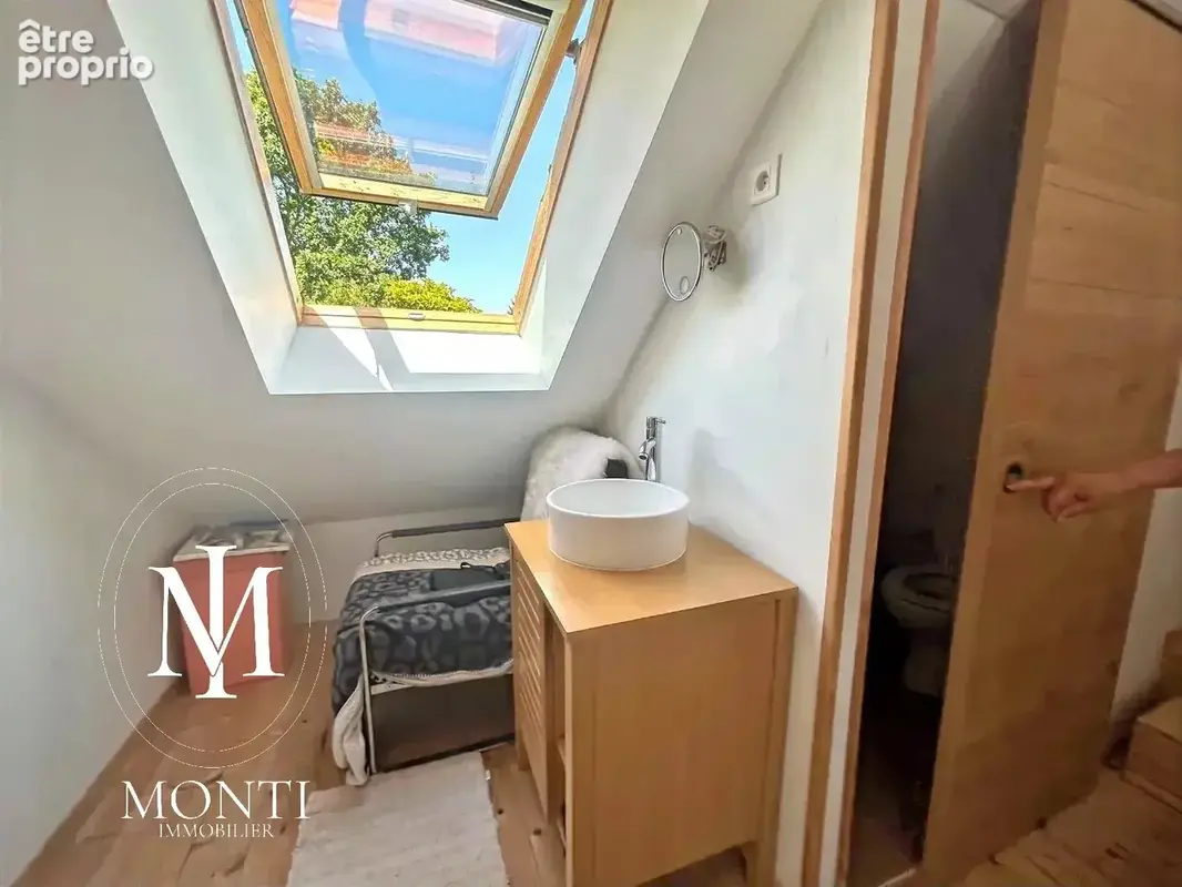 Belle maison en pierre de 210 m² à Langrolay-sur-Rance - photo 13