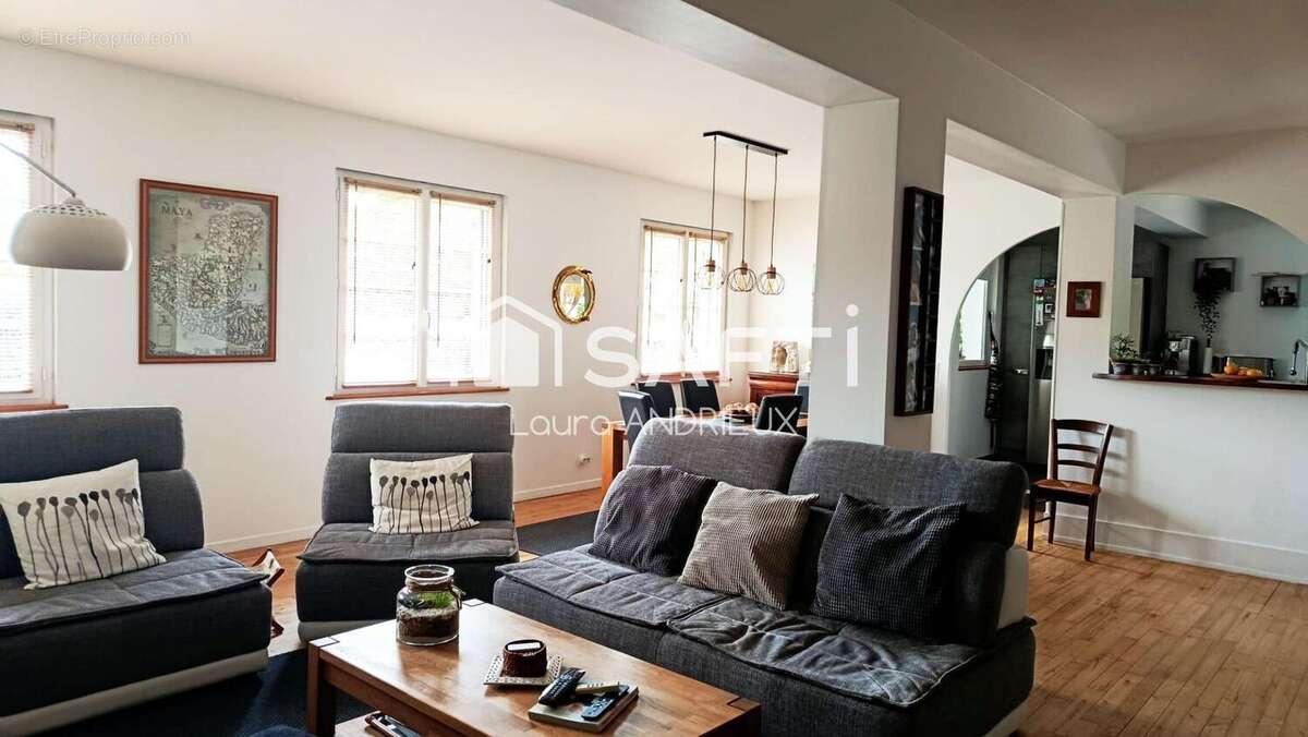 Maison 183 m² à Grepiac  - photo 4
