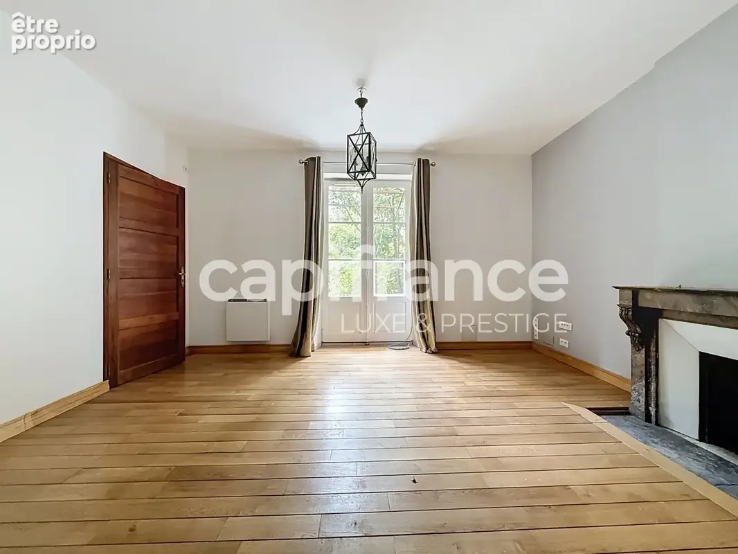 Appartement 167 m2 avec rez-de-jardin et parking, tout proche de Tours - photo 6