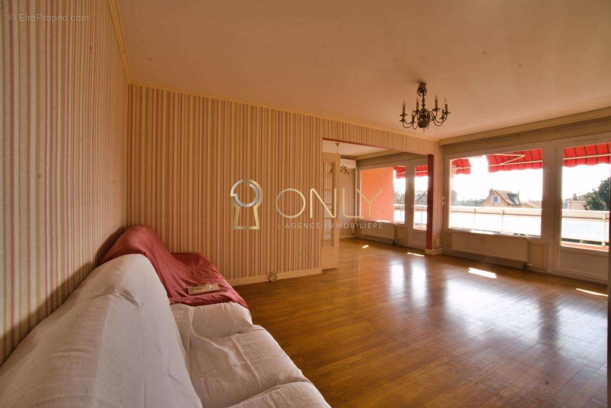 Appartement à VILLEFRANCHE-SUR-SAONE