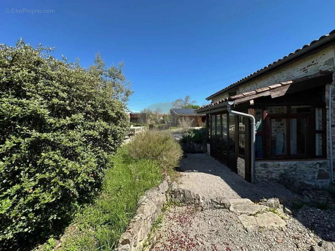 Maison à BOULOGNE-SUR-GESSE