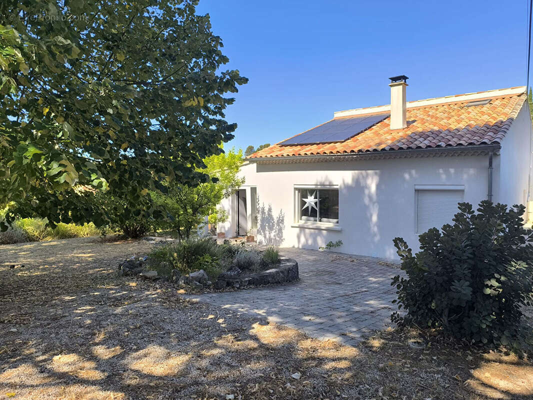 Maison à LA BOUILLADISSE