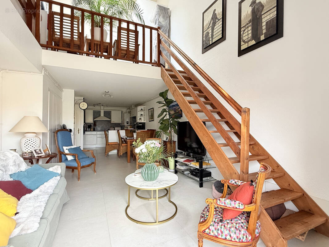 Appartement à MARLY
