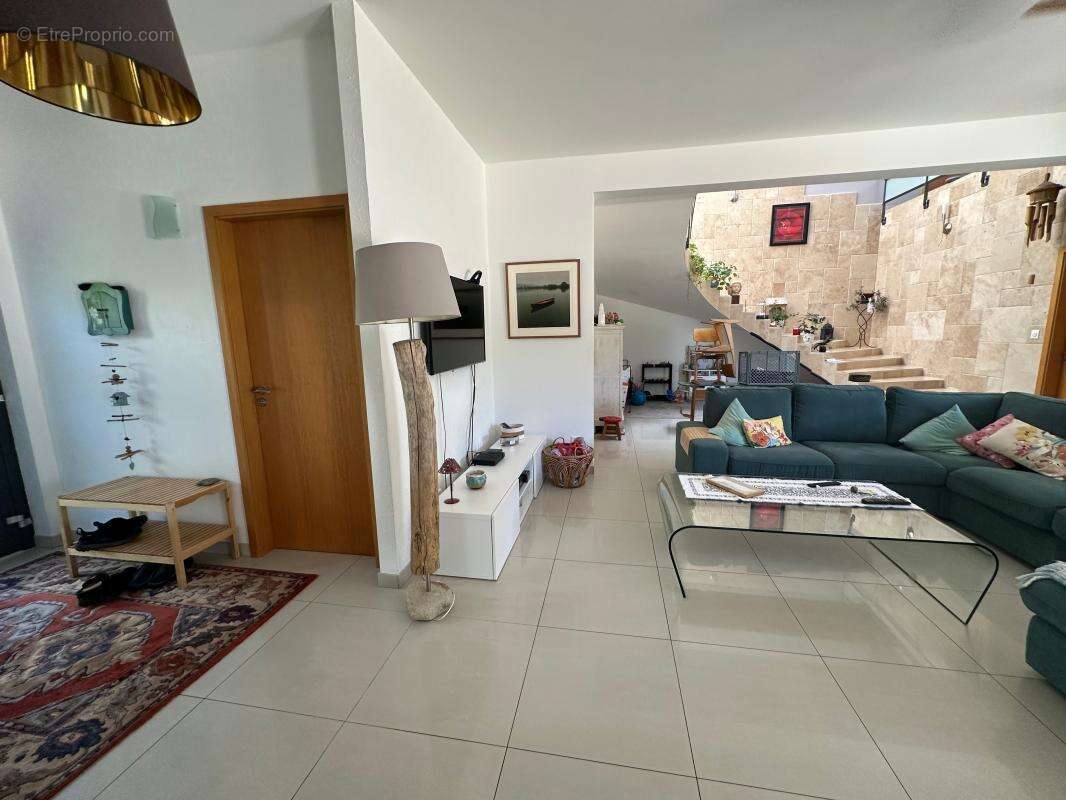 Grande maison atypique avec jardin 20 ares - photo 8