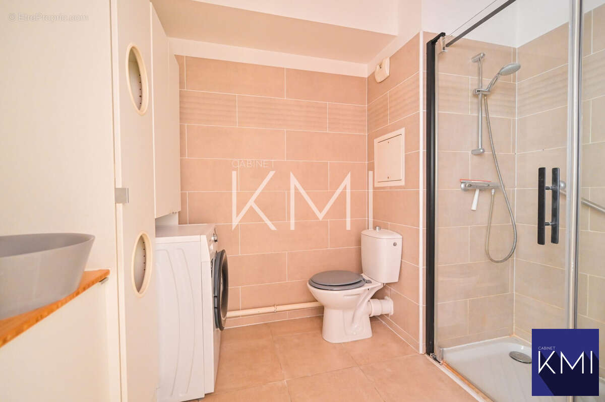 Appartement à PARIS-10E