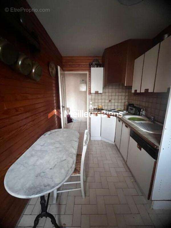 Appartement à COUBRON