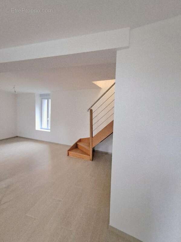 Photo 2 - Maison à LANDRES