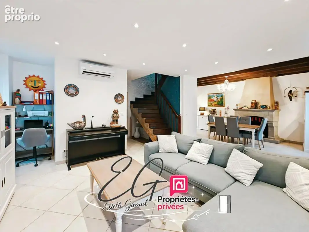 Maison bourgeoise rénovée, Coeur du village de Villegly - photo 5