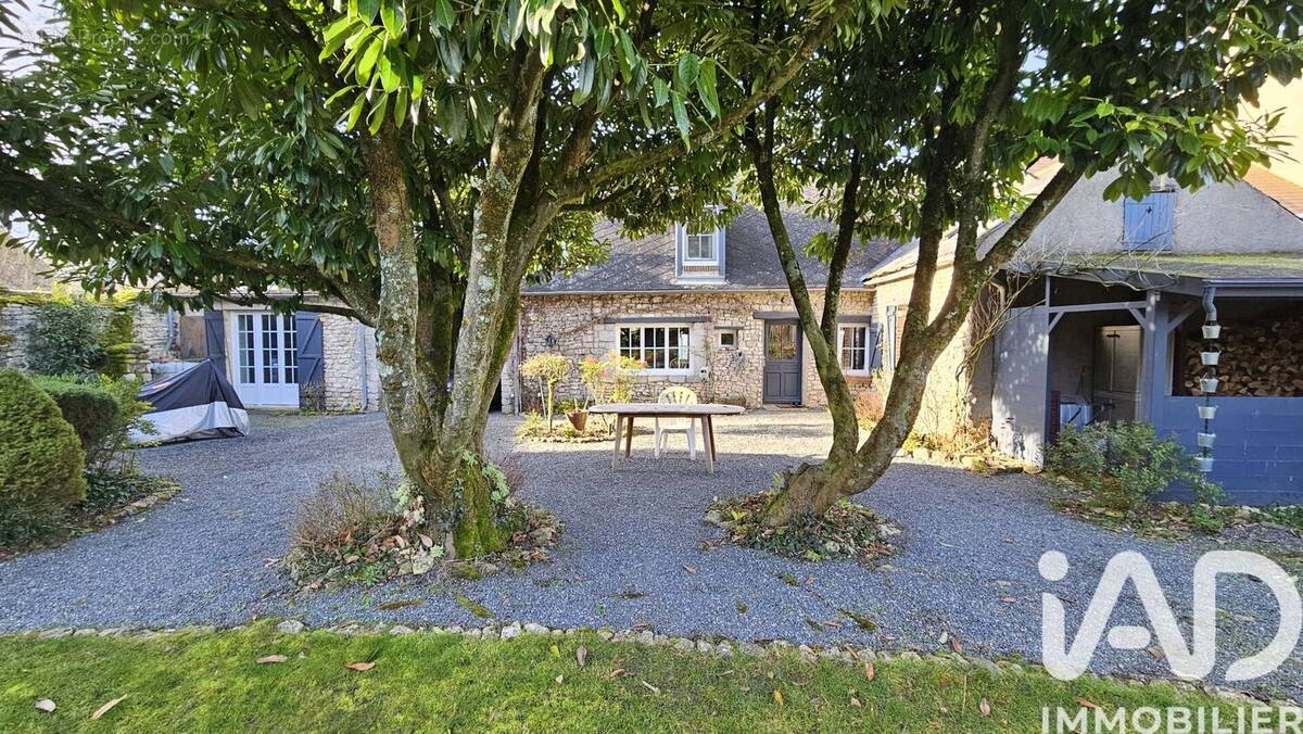 Photo 1 - Maison à FRESNAY-L'EVEQUE