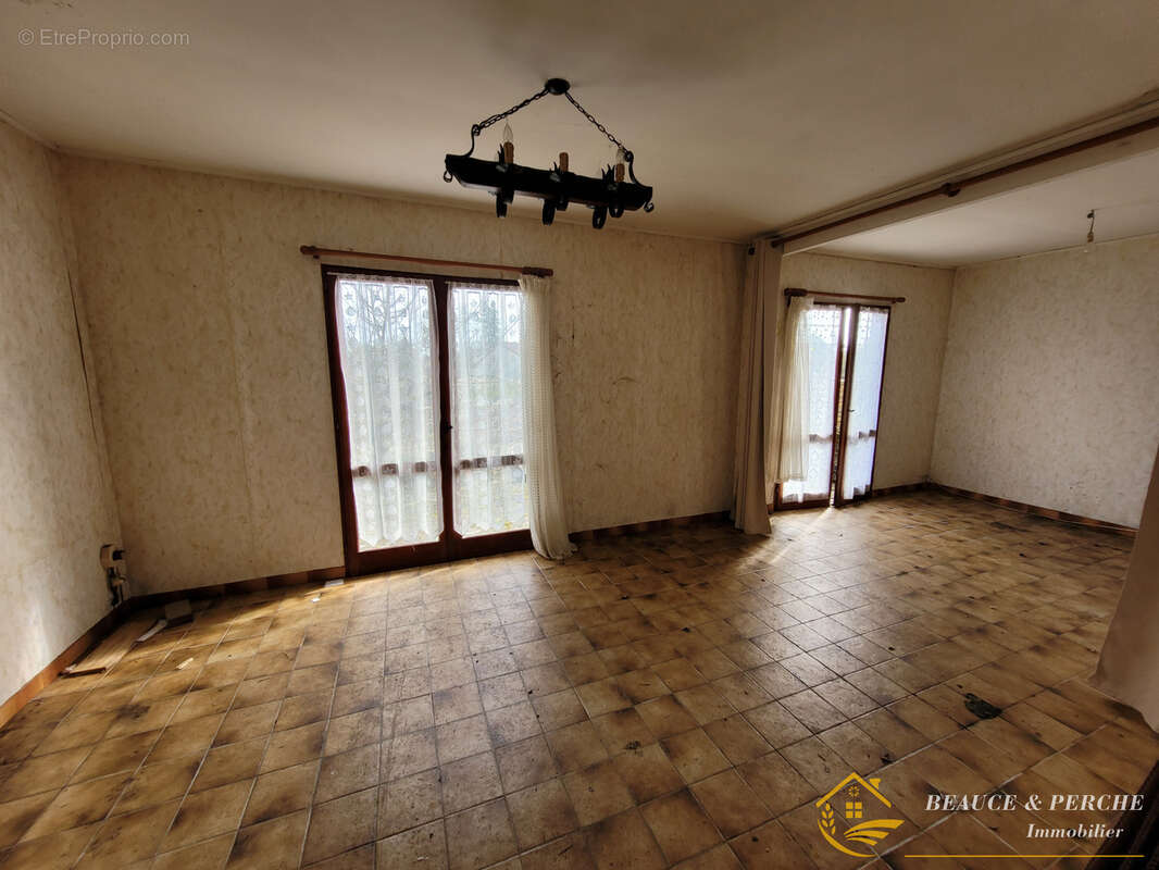 Maison à ILLIERS-COMBRAY