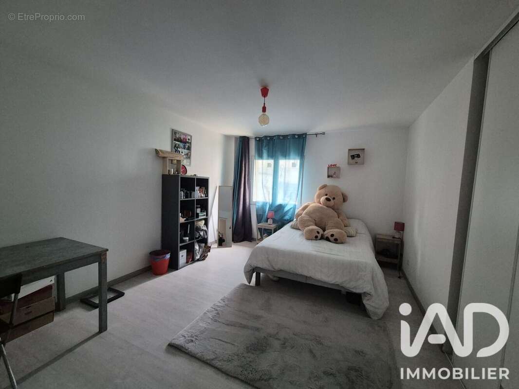 Photo 5