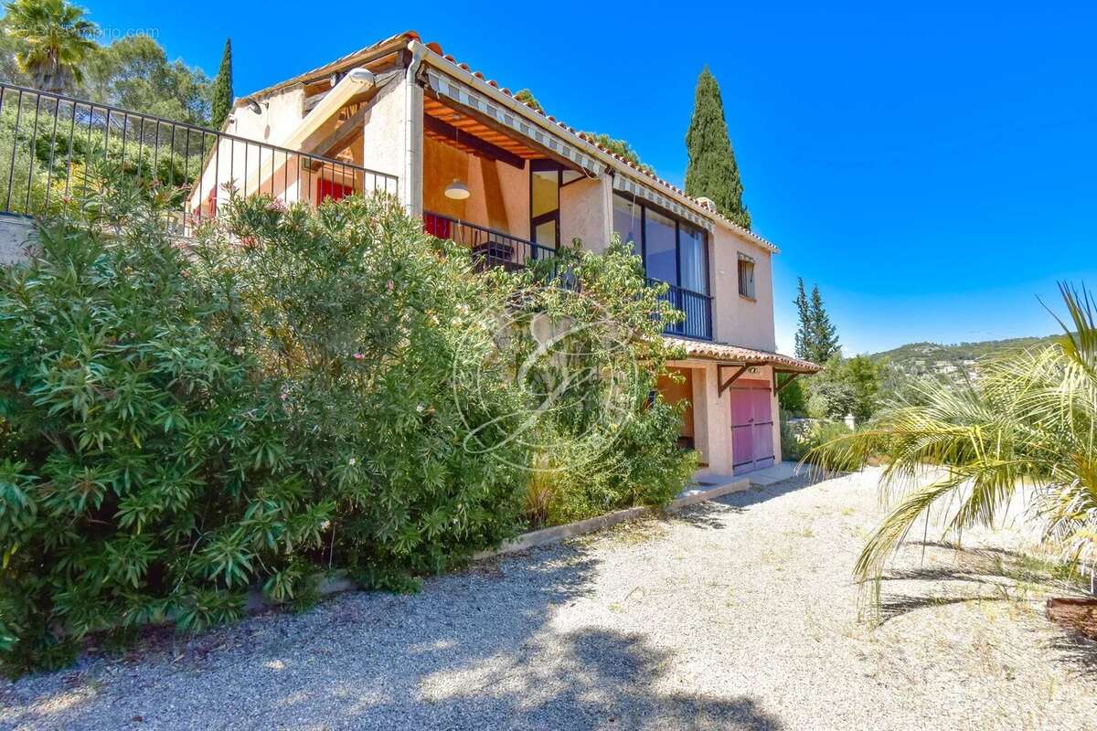 Maison à TARADEAU