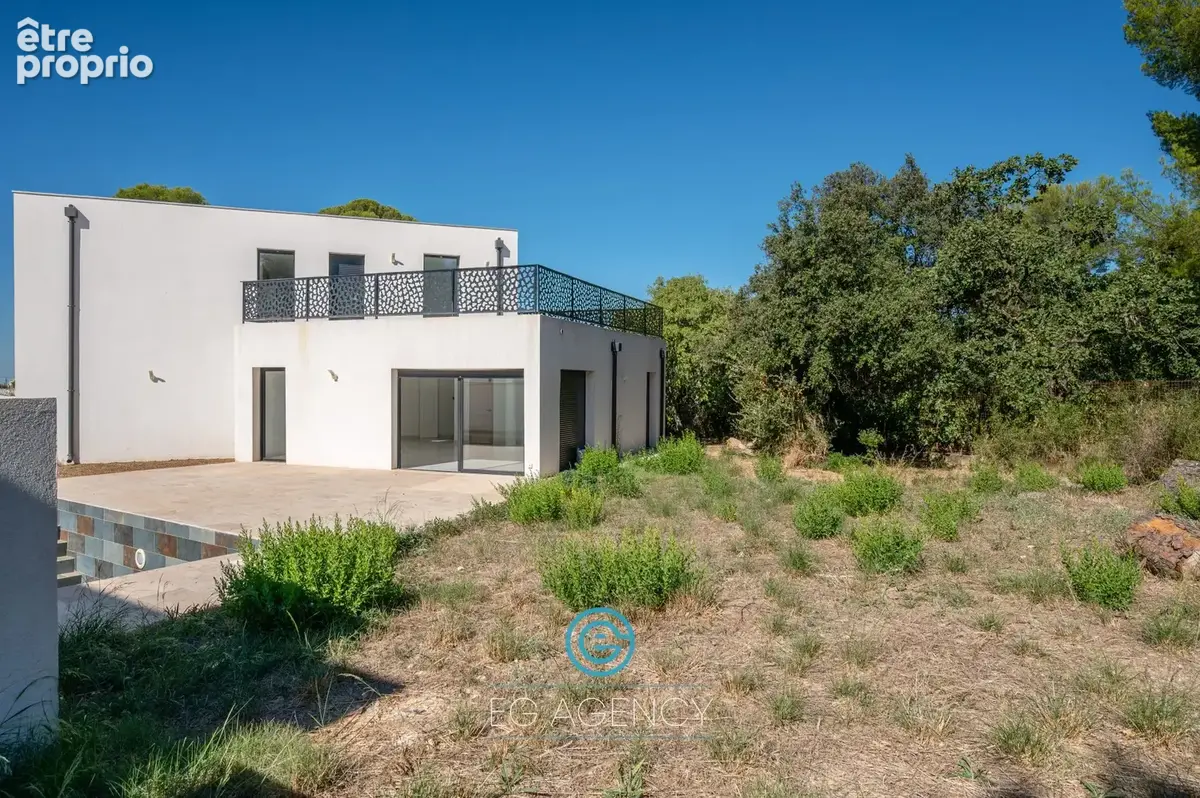 Maison 5 pièces 170 m² à vendre à Marseille-12e (13012) - photo 9