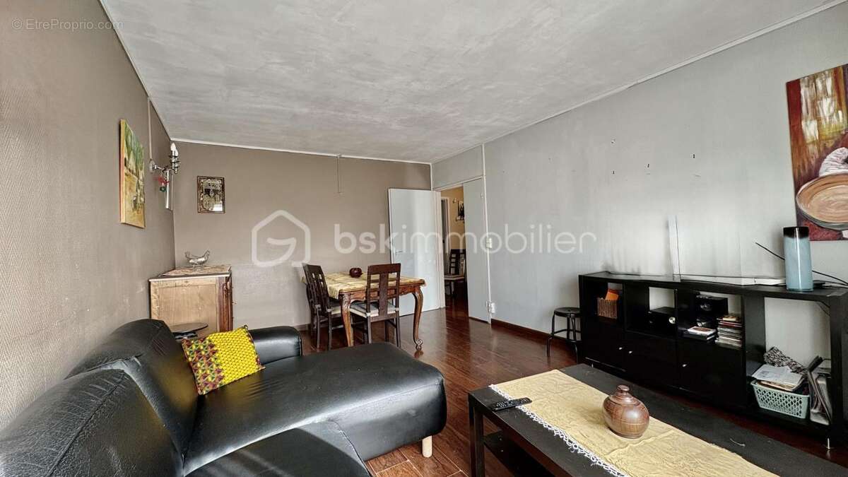 Appartement à EPINAY-SOUS-SENART