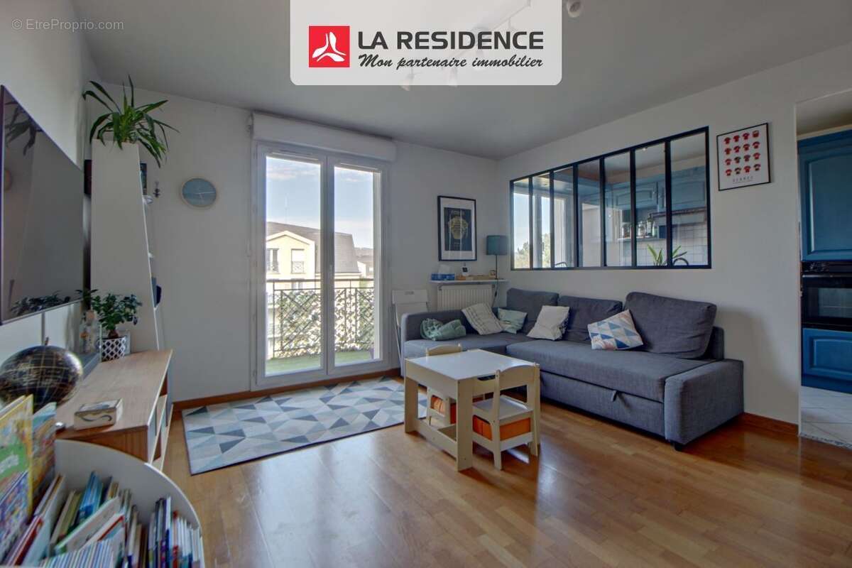 Appartement à VERNEUIL-SUR-SEINE