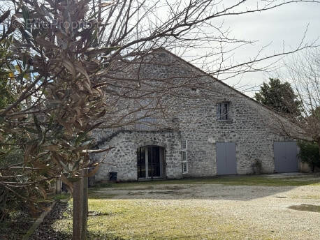 Commerce à PIERRELATTE