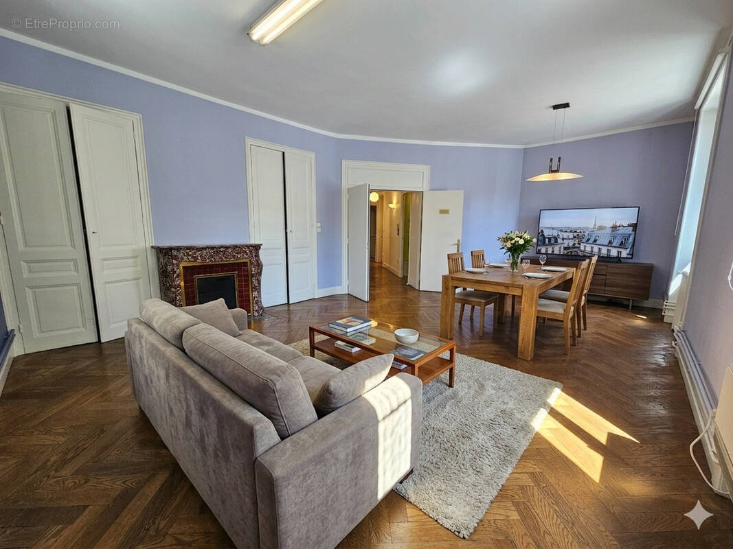 Appartement à LYON-6E