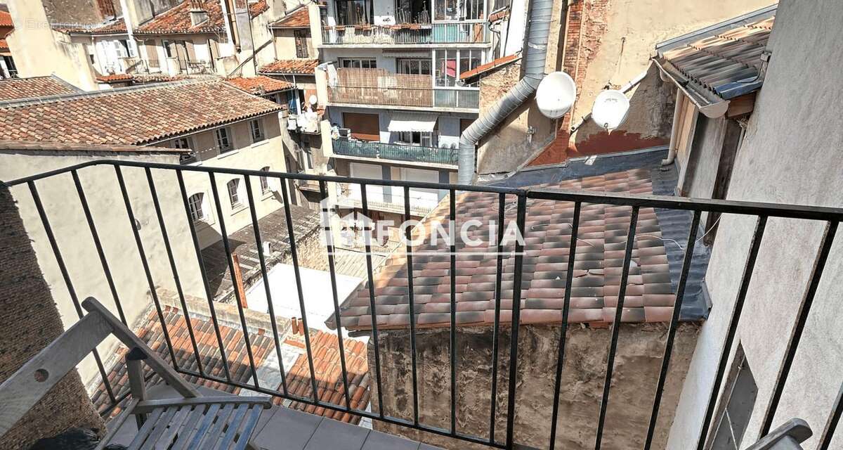 Appartement à MARSEILLE-1E