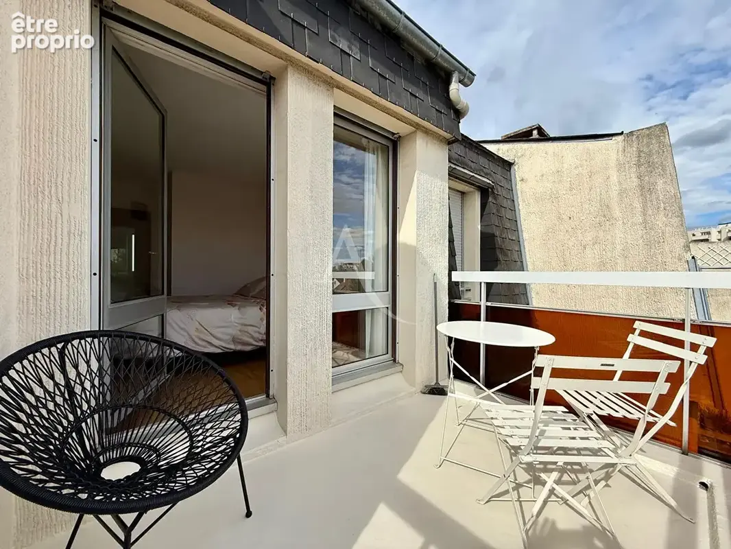 Appartement 2 pièces 50 m² Dernier étage Balcon Box Chatou - photo 17