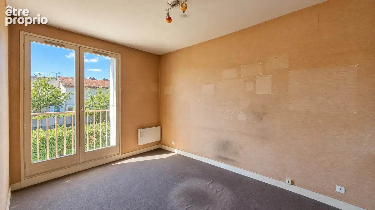 Appartement 3 chambres - Cave - Stationnement privatif en sous-sol - photo 4