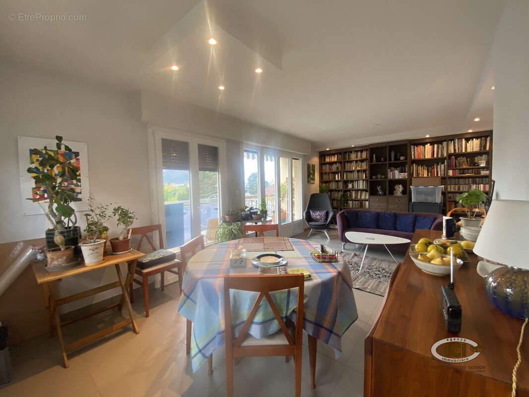 Appartement à ANNEMASSE
