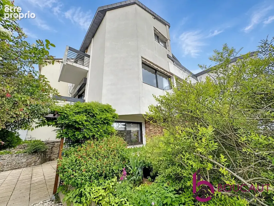 Maison 6 pièces 203 m² à vendre à Le Plessis-Robinson (92350) - photo 2