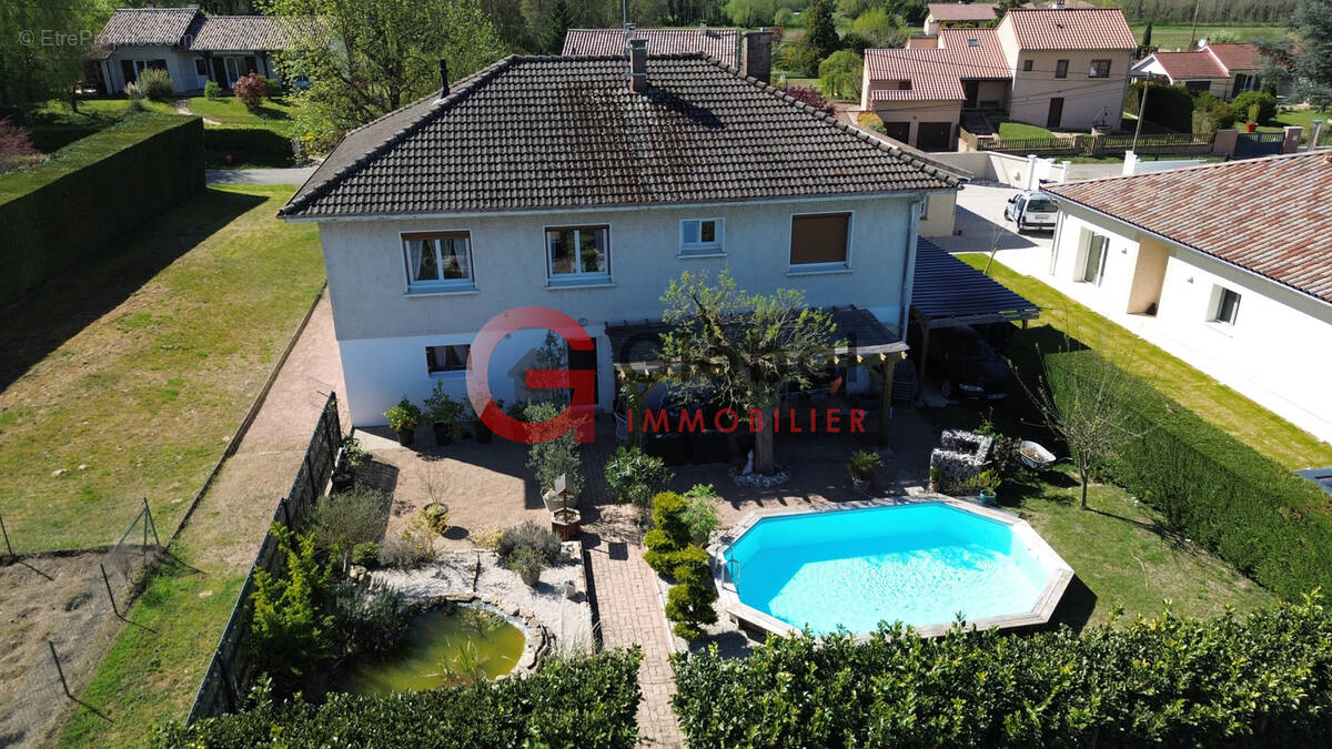 Maison à GRIEGES