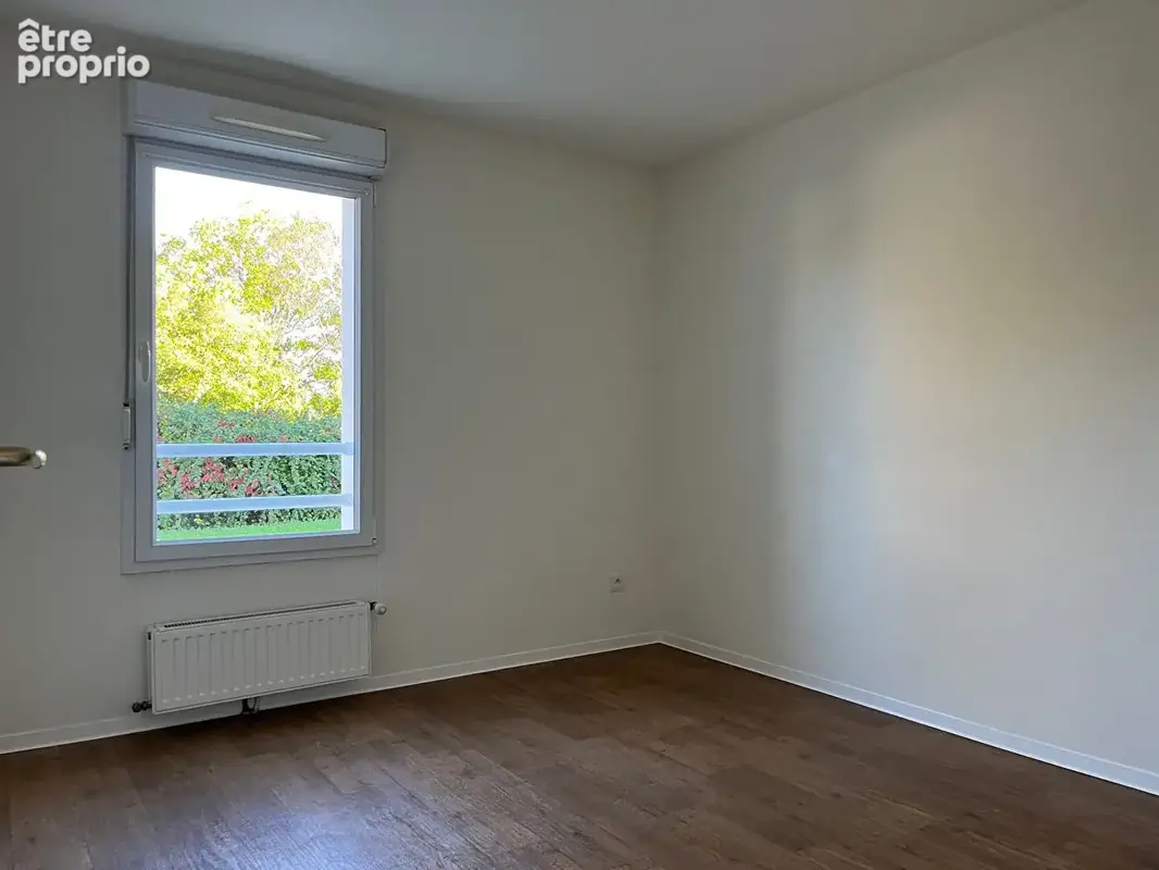Challans - Appartement - 63.46m² - garage  - 2 chambres avec terrasse et jardin exposés Sud, proche centre-ville - photo 5
