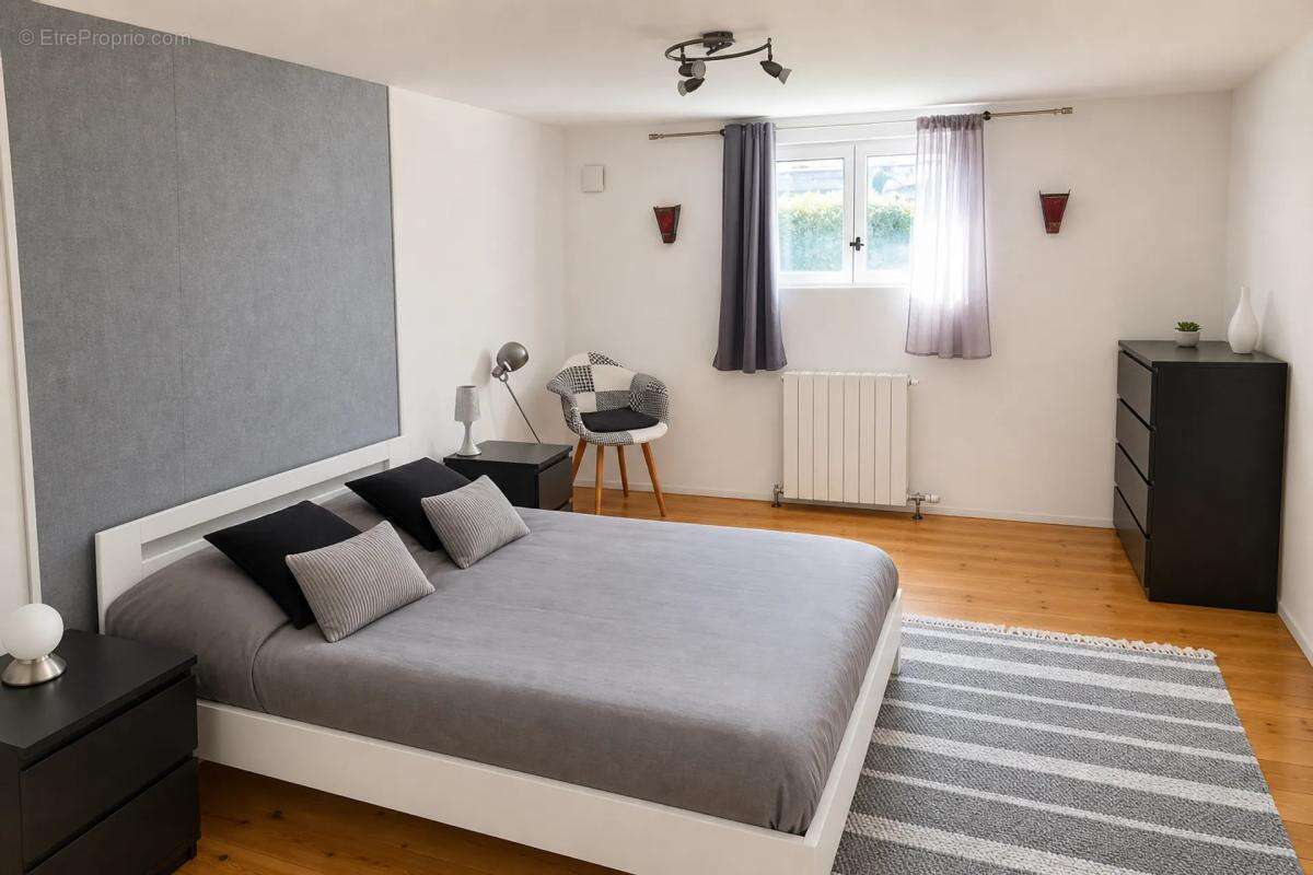 Appartement à SAINT-MEARD-DE-GURCON