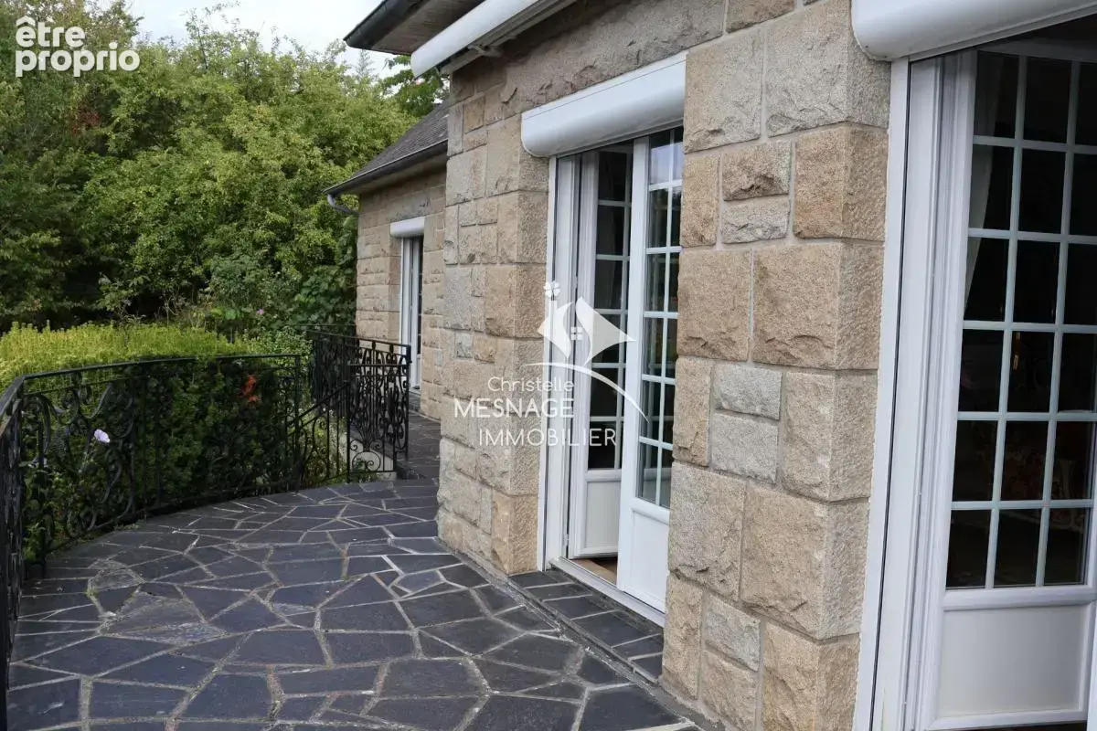 À vendre à l'agence Christelle Mesnage - DINAN centre-ville - photo 5