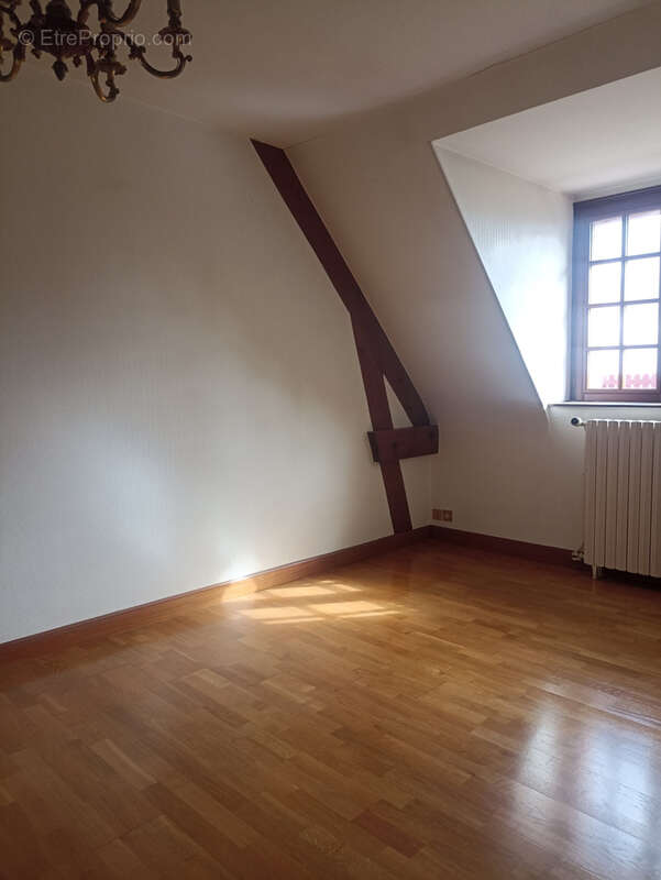 Maison à SAINT-JOUIN-BRUNEVAL