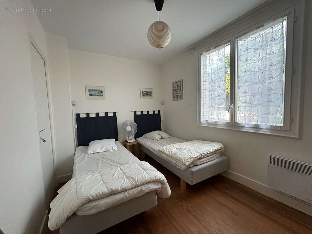 Maison à VAUX-SUR-MER