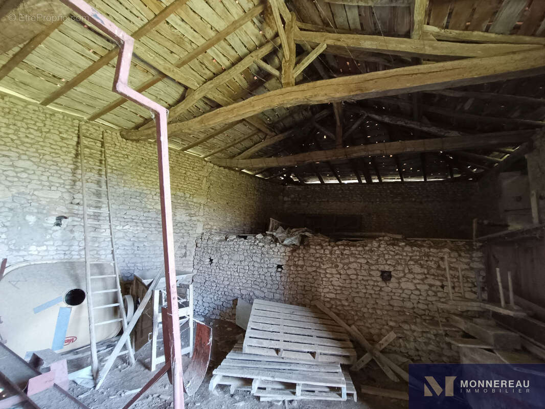 Autre à SAINT-MAIGRIN