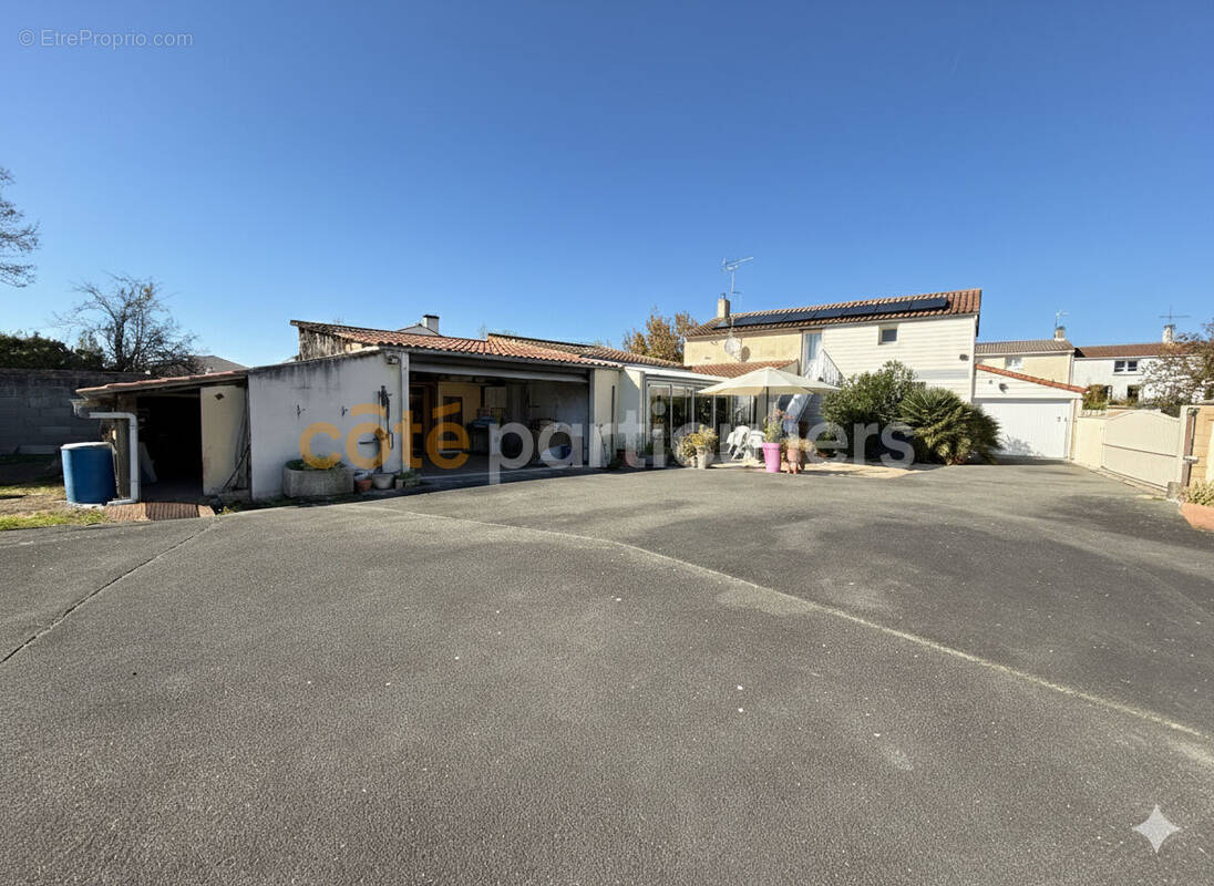 Maison à SAINT-MICHEL-EN-L'HERM