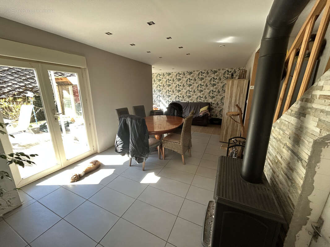 Autre à ESPARTIGNAC