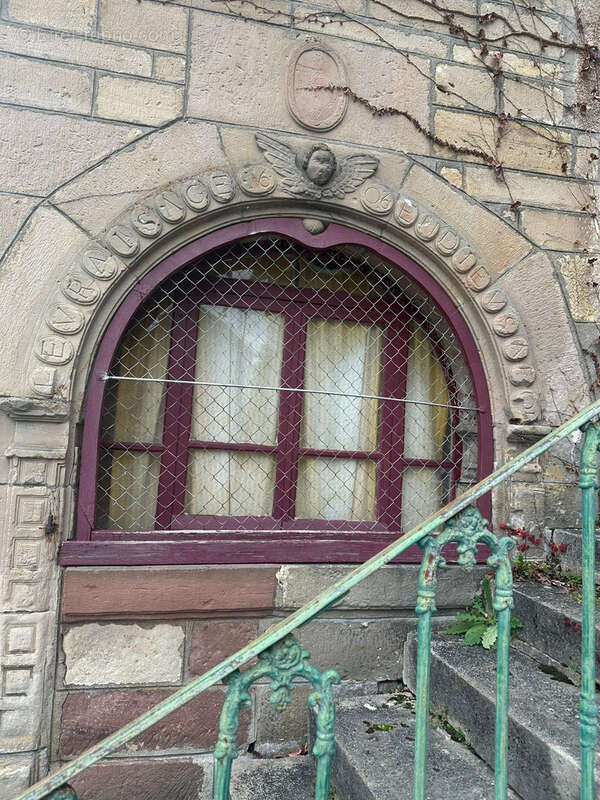 Maison à GRANGES-LE-BOURG