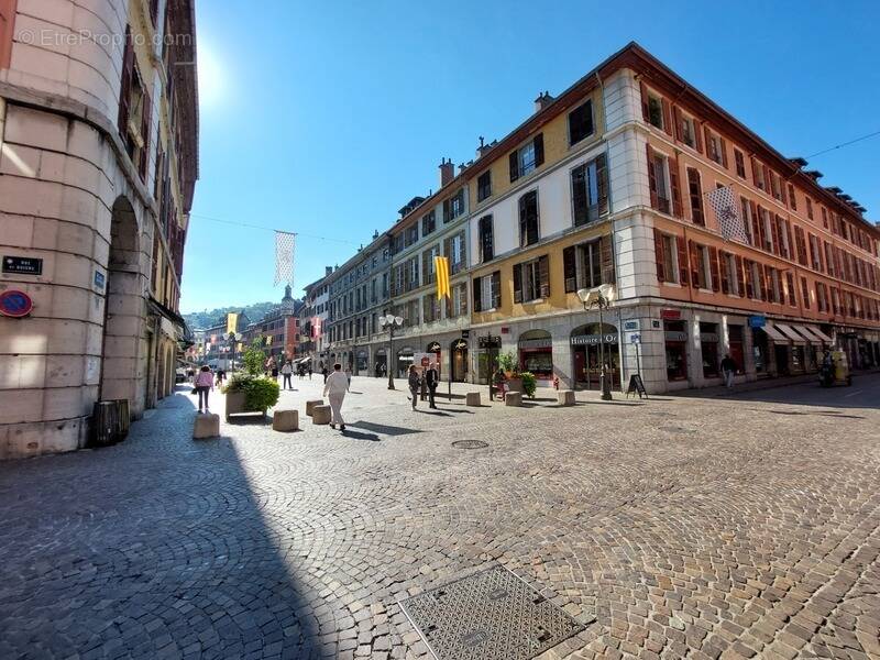 Commerce à CHAMBERY