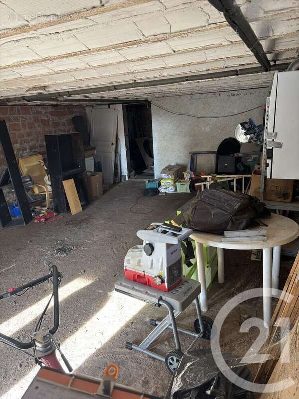 Maison à SAINT-SYMPHORIEN-DE-MARMAGNE